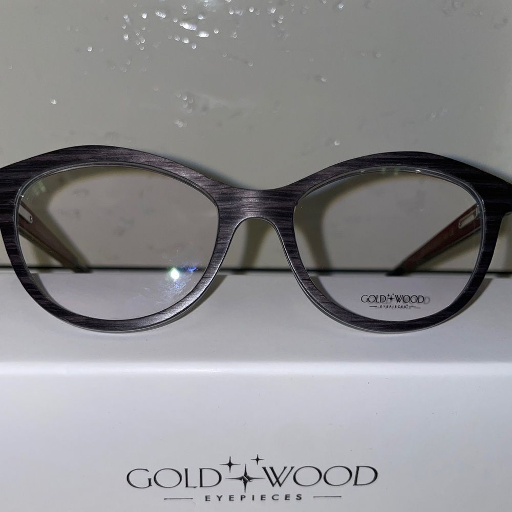 Gold & Wood Dea 01.03